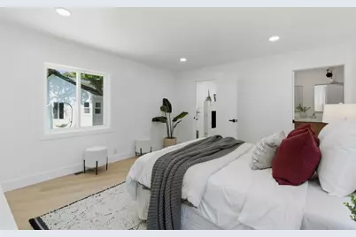 580 Green Manor Ct, Palo Alto, CA 94301 - Photo 19