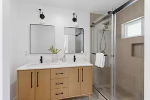 580 Green Manor Ct, Palo Alto, CA 94301 - Photo 21