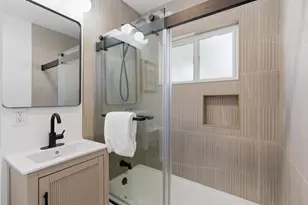 580 Green Manor Ct, Palo Alto, CA 94301 - Photo 41