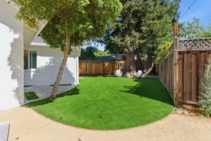 580 Green Manor Ct, Palo Alto, CA 94301 - Photo 31