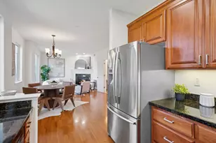 239 Granada Park Cir, Mountain View, CA 94043 - Photo 11