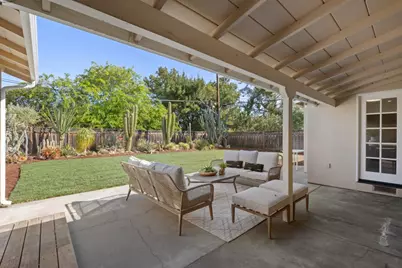 551 Hawthorne Ct, Los Altos, CA 94024 - Photo 23