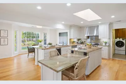 551 Hawthorne Ct, Los Altos, CA 94024 - Photo 9