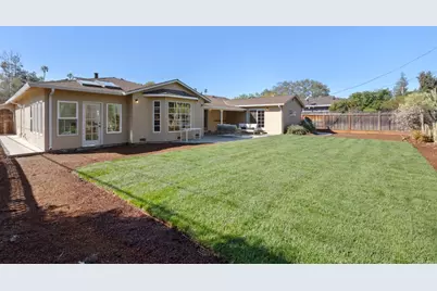 551 Hawthorne Ct, Los Altos, CA 94024 - Photo 25
