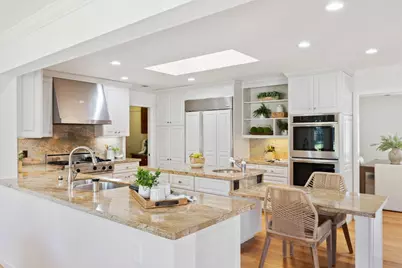 551 Hawthorne Ct, Los Altos, CA 94024 - Photo 11