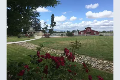 3465 Susie Ln, Gilroy, CA 95020 - Photo 7