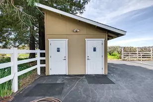 3465 Susie Ln, Gilroy, CA 95020 - Photo 29