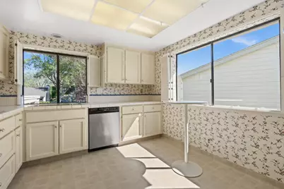 8472 Grenache Ct, San Jose, CA 95135 - Photo 9