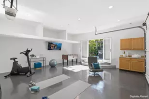 2105 Hillside Dr, Burlingame, CA 94010 - Photo 89