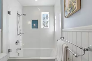 2105 Hillside Dr, Burlingame, CA 94010 - Photo 53