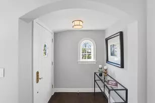 2105 Hillside Dr, Burlingame, CA 94010 - Photo 5