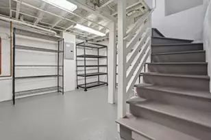 2105 Hillside Dr, Burlingame, CA 94010 - Photo 25