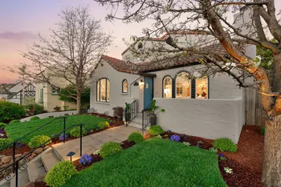 2105 Hillside Dr, Burlingame, CA 94010 - Photo 97