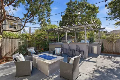 2105 Hillside Dr, Burlingame, CA 94010 - Photo 85