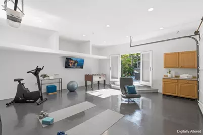 2105 Hillside Dr, Burlingame, CA 94010 - Photo 89