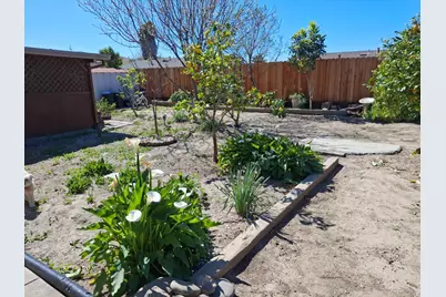 250 Gonzalez Dr, Hollister, CA 95023 - Photo 23