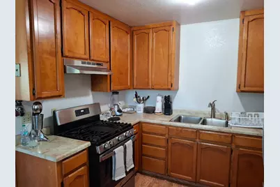 250 Gonzalez Dr, Hollister, CA 95023 - Photo 3