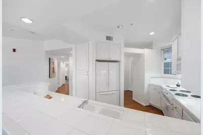 860 Meridian Bay Ln 135, Foster City, CA 94404 - Photo 11