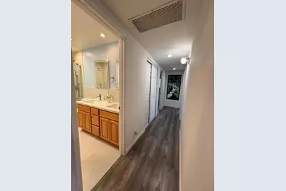 5187 Doyle Rd, San Jose, CA 95129 - Photo 21