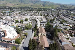 105 Sunnyhills Ct, Milpitas, CA 95035 - Photo 23