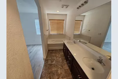 13721 Santa Lucia Dr, Gustine, CA 95322 - Photo 25