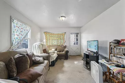 713 Sally St, Hollister, CA 95023 - Photo 7