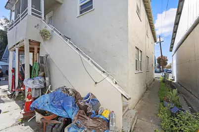 713 Sally St, Hollister, CA 95023 - Photo 17