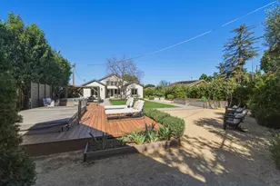 1054 Longfellow Ave, Campbell, CA 95008 - Photo 47