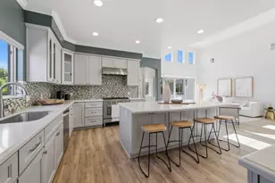 1054 Longfellow Ave, Campbell, CA 95008 - Photo 17