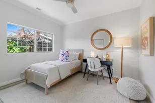 1054 Longfellow Ave, Campbell, CA 95008 - Photo 27