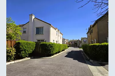 312 Mullion Ct, San Jose, CA 95116 - Photo 37