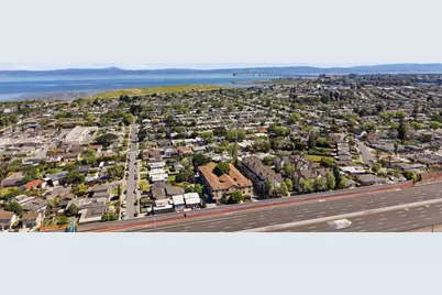 711 S Bayshore Blvd 6, San Mateo, CA 94401 - Photo 23