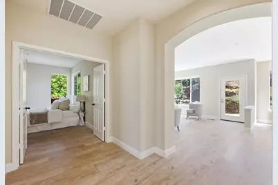 117 Lakewood Cir, San Mateo, CA 94402 - Photo 29