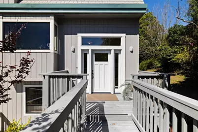 103 Dolphine Ave, El Granada, CA 94018 - Photo 23