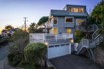 103 Dolphine Ave, El Granada, CA 94018 - Photo 11