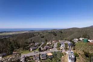 103 Dolphine Ave, El Granada, CA 94018 - Photo 17