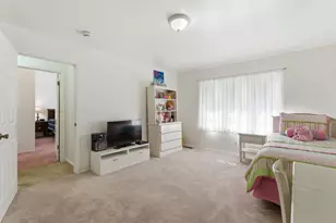 76 Fay Ave, San Carlos, CA 94070 - Photo 29