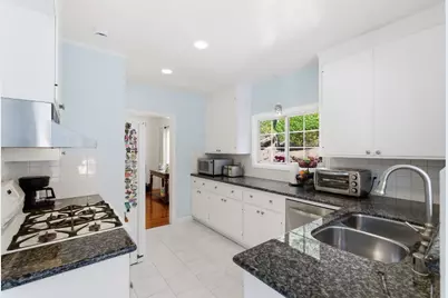 76 Fay Ave, San Carlos, CA 94070 - Photo 15