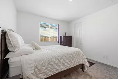 667 Pleasant Dr, Lathrop, CA 95330 - Photo 17