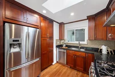 1096 Del Cambre Dr, San Jose, CA 95129 - Photo 17