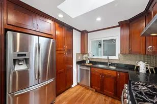 1096 Del Cambre Dr, San Jose, CA 95129 - Photo 17