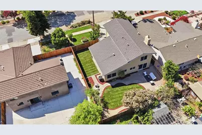 1368 Goldenlake Rd, San Jose, CA 95131 - Photo 49