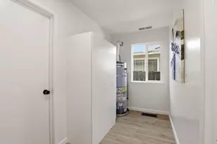 1368 Goldenlake Rd, San Jose, CA 95131 - Photo 37