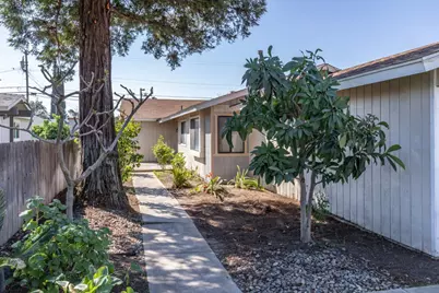 377 W Alluvial Ave, Pinedale, CA 93650 - Photo 9