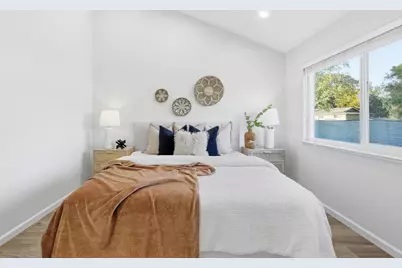 3556 Squirecreek Cir, San Jose, CA 95121 - Photo 17