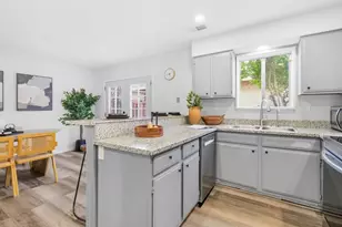 3556 Squirecreek Cir, San Jose, CA 95121 - Photo 5