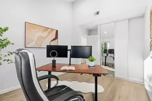 3556 Squirecreek Cir, San Jose, CA 95121 - Photo 23