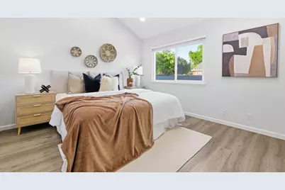 3556 Squirecreek Cir, San Jose, CA 95121 - Photo 19