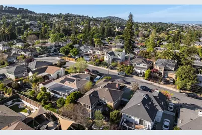 419 Hill Way, San Carlos, CA 94070 - Photo 33