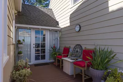 819 Holly Rd, Belmont, CA 94002 - Photo 45